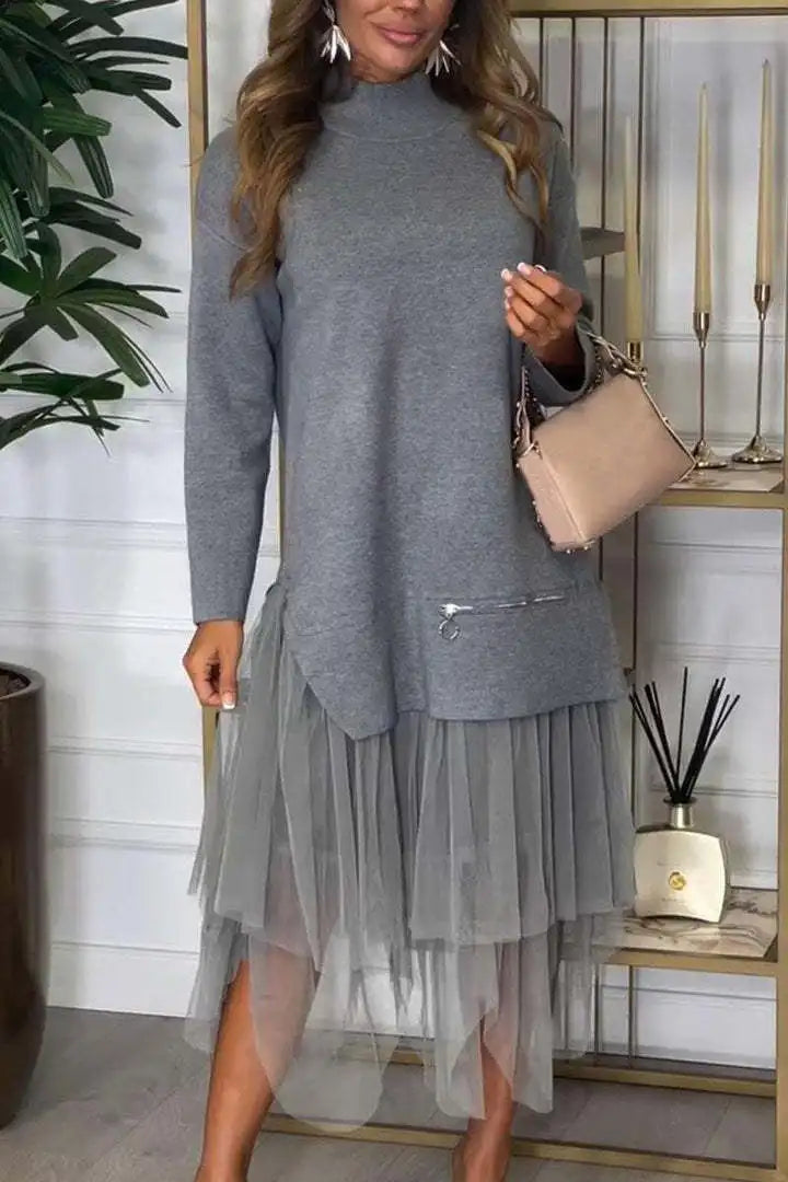 Vestido Mariana Com Detalhes Em Tule- Valoriza a feminilidade e traz charme Ășnico ao seu visual.