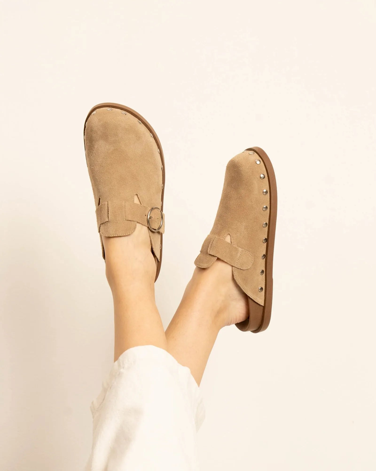Sapato feminino em couro legítimo- Surpreenda com o Conforto e a maciez que ele irá te proporcionar !