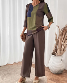 Conjunto em Viscolinho Mel- Fluído e Moderno