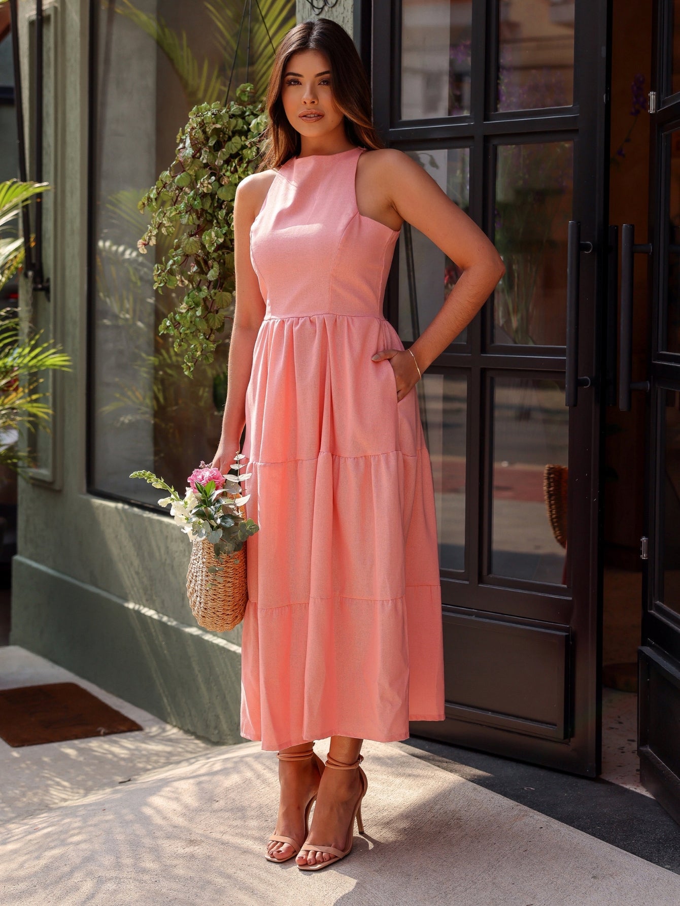 Vestido de Linho Sofia- A Combinação perfeita entre estilo e conforto