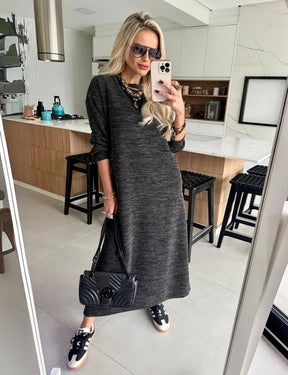 Vestido Midi Tricot Maria- Conforto e Sofisticação que Você Merece!